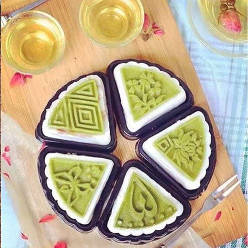 [Elegan] Cetakan Mooncake DIY Suit Ice Skin Segitiga Bunga Potongan Push Type Dessert Baking Tools