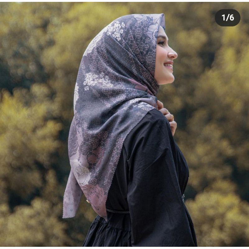 Dayana Scarf by Heaven Lights