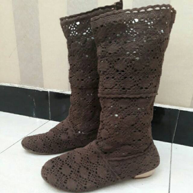 Boots wanita
