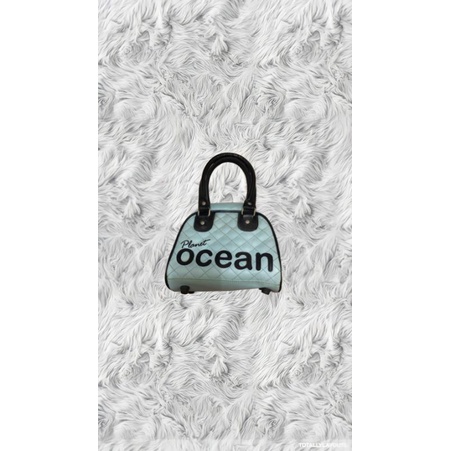 Preloved Bowling Bag Planet Ocean Black n Light Blue Tas Wanita Hitam Biru Muda ala Von Dutch Bowlin