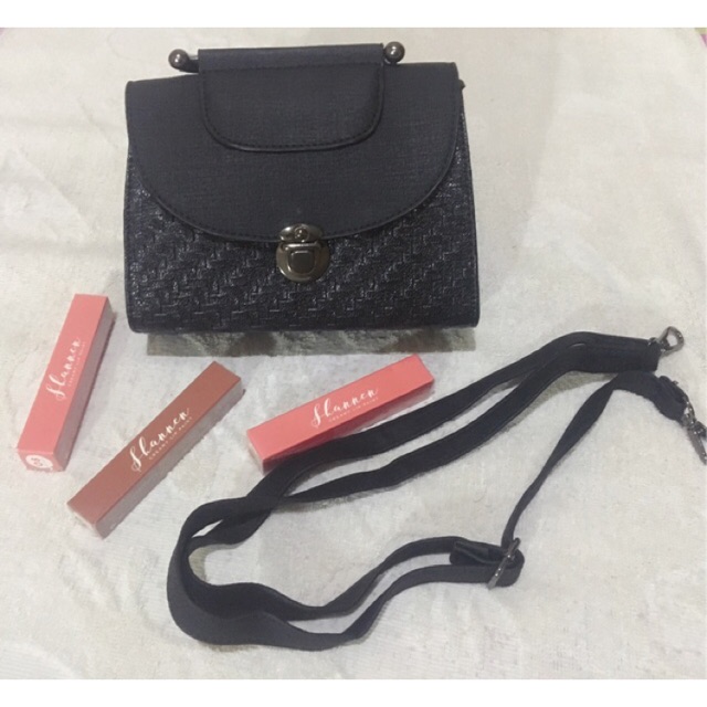 PRELOVED HANDBAG - TAS HITAM ELEGAN - TAS TANGAN WANITA - TAS MEWAH WANITA - TAS PESTA - BAG PARTY