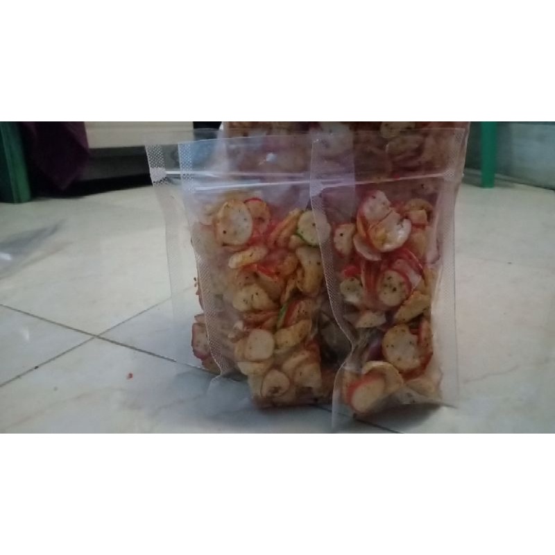 

kerupuk seblak kering cikur/kencur pedas nikmat khas Bandung 3pcs