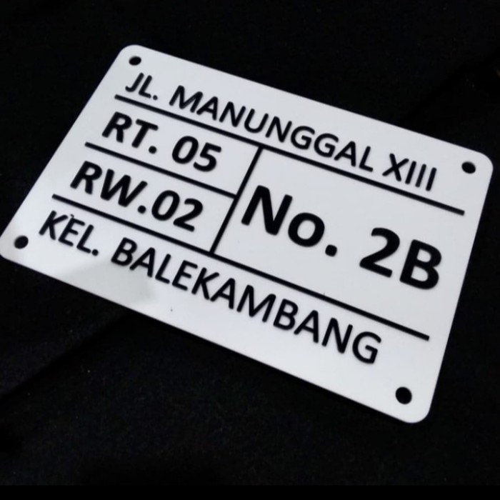 

Nomor rumah acrylik TIMBUL & STIKER CUTING 30x20cm - dasar hitam STIKER CUTING Keren