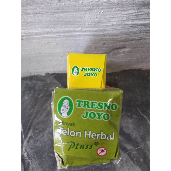 Minyak telon tresno joyo 100ml free 30ml