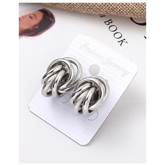 LRC Anting Tusuk Fashion Kc Three Circle Cross Earrings Y61827
