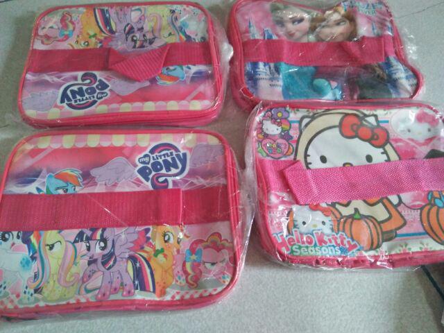 Tas Bekal Lunch Bag Anak Aluminium Foil Muat Yooyee Hello Kitty Pink