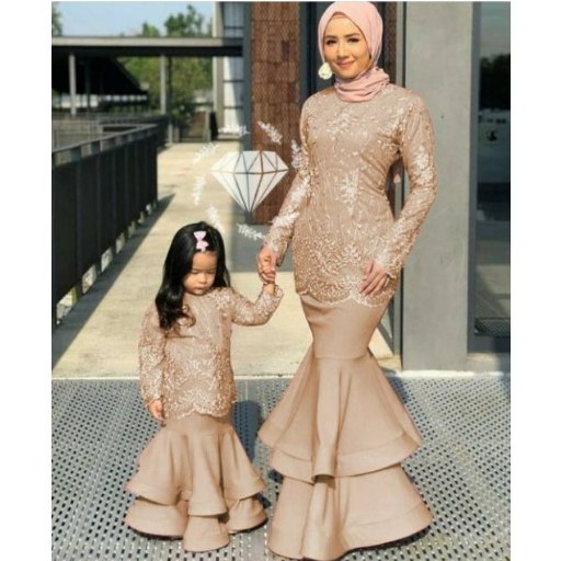 Model Baju Kondangan  Ibu  Ibu  Yuk Intip 9 Model Baju 