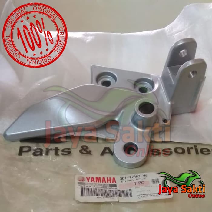 BREKET FOOTSTEP DEPAN KANAN VIXION OLD ASLI YAMAHA