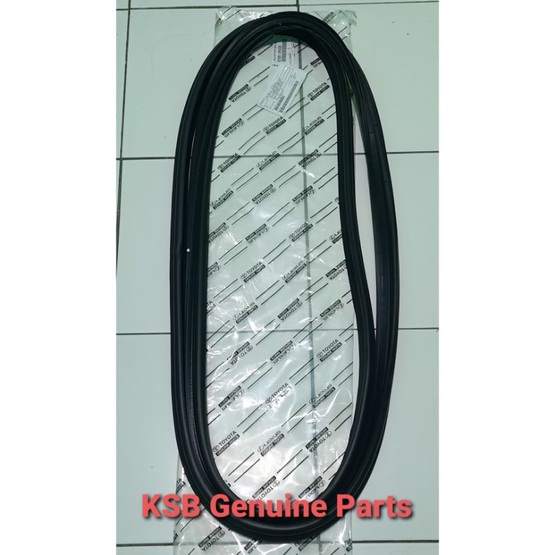 Karet Body Pintu Bagasi Belakang Toyota Innova Inova Original Asli