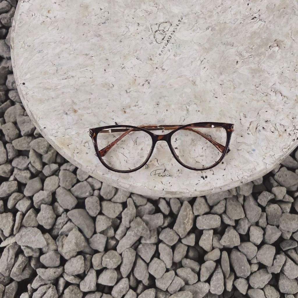 Flavia Eyewear - Kacamata Marilyn (custom minus, photochromic, blueray, bluechromic dan photobrown)