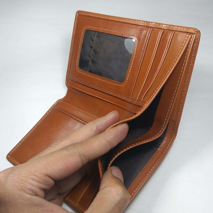 dompet medium unisex kulit asli warna tan - medium wallet 3/4