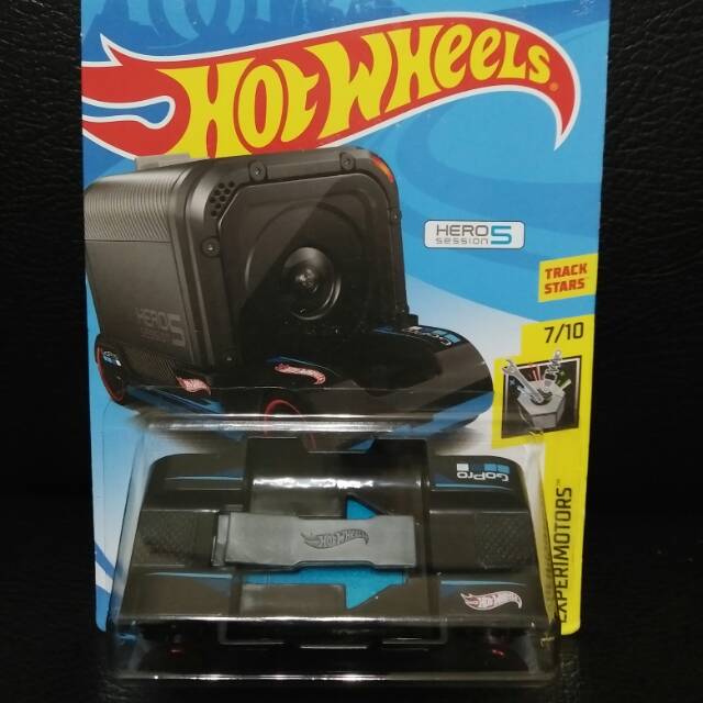 Hotwheels zoom In