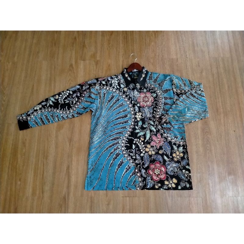 Kemeja Pria Batik Tulis Lengan Panjang Motif Sekar Lurik Biru