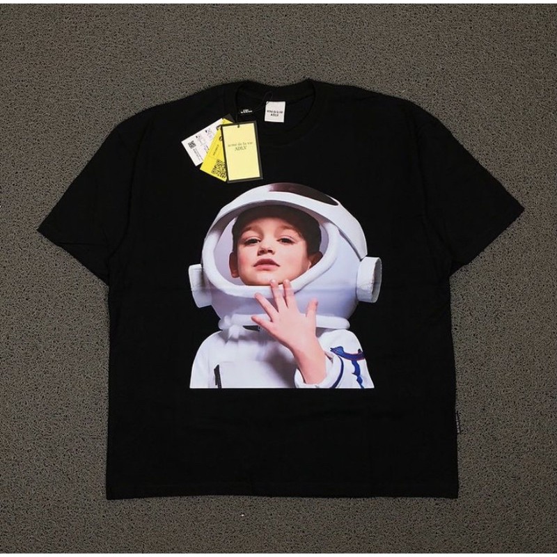 KAOS ACME DE LA VIE PREMIUM TSHIRT