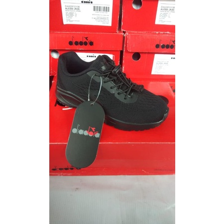 sepatu diadora Acenta jr