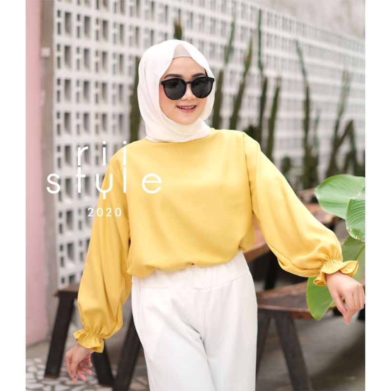 CUCI GUDANG BAJU LILI TOP by Riistyle