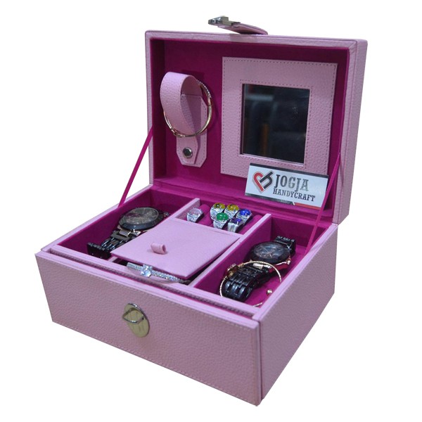 Baby Pink Jewelry Box Organizer / Kotak Tempat Perhiasan