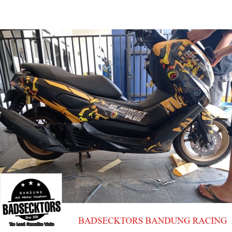 sticker decal full body Yamaha nmax motip Bumblebee hitam doff keren