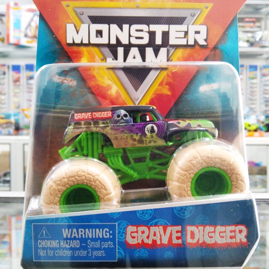 Diecast Monster Jam GRAVE DIGGER CREAM HW Hotwheels Trucks Krem Mobil Mainan Anak Scale 1/64