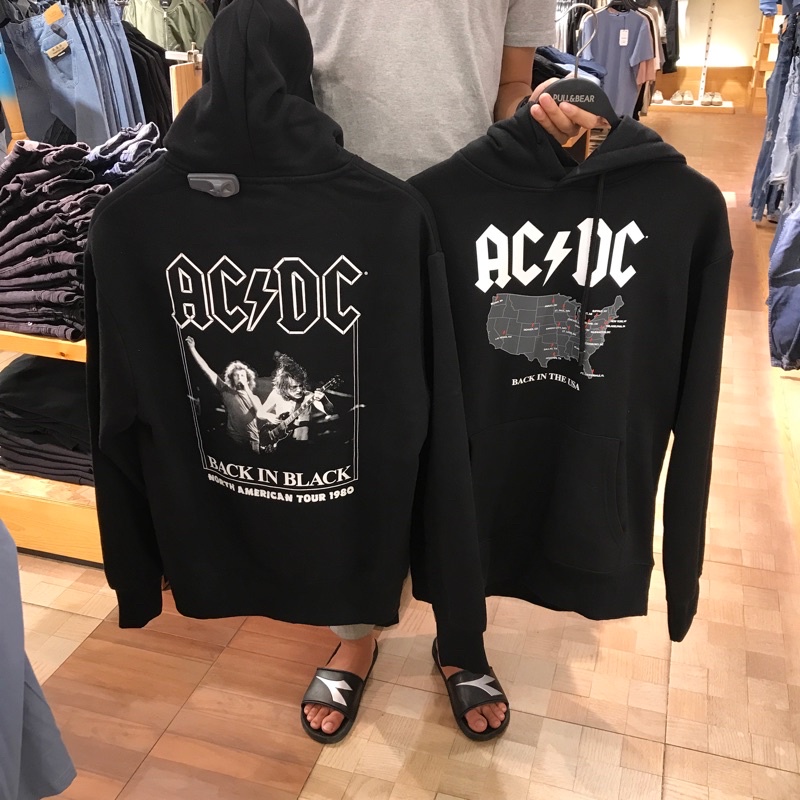 PULL&BEAR PRINTED HOODIE “ACDC”