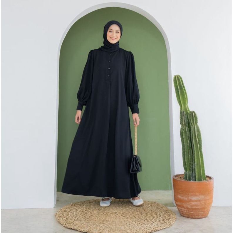 Kala Basic Black by Ema Daily