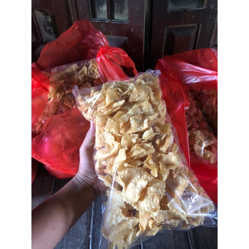 

KERIPIK KUEH BAWANG 500G / KERUPUK BAWANG / KRIPIK BAWANG / RENYAH / KERIPIK PANGSIT