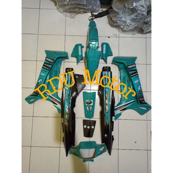 cover body full halus yamaha fizr petronas