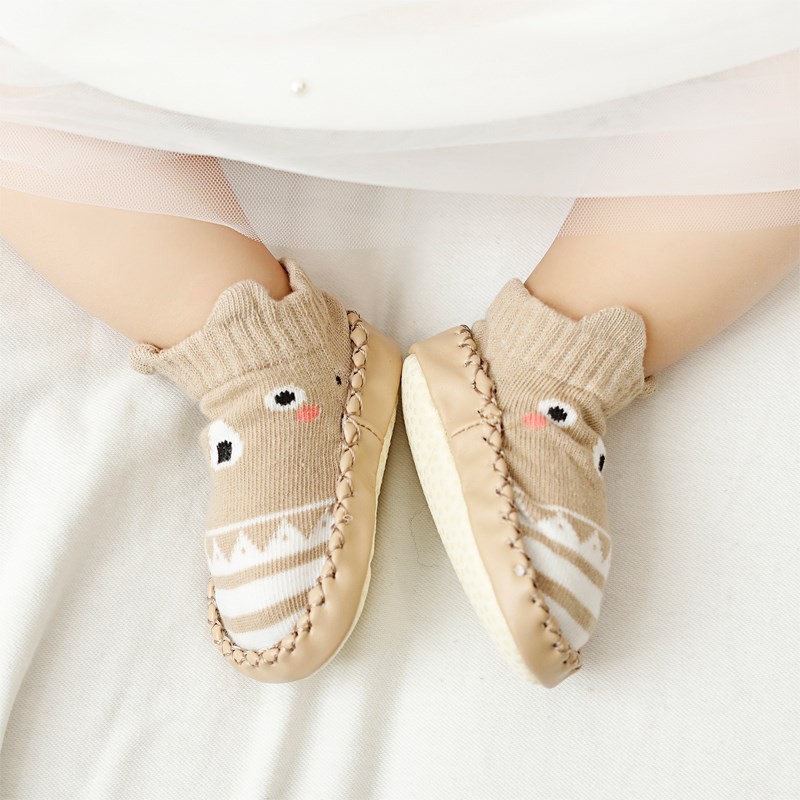 Kaos kaki karakter bayi sepatu prewalker baby