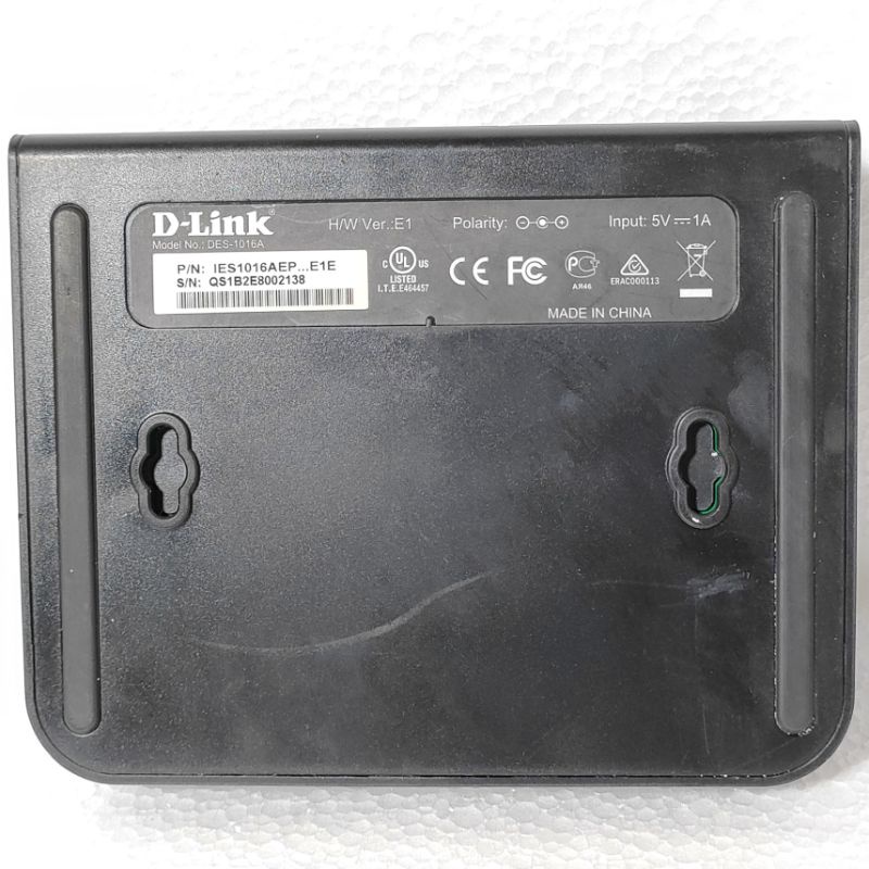 D-link Switch 16 Des-1016A