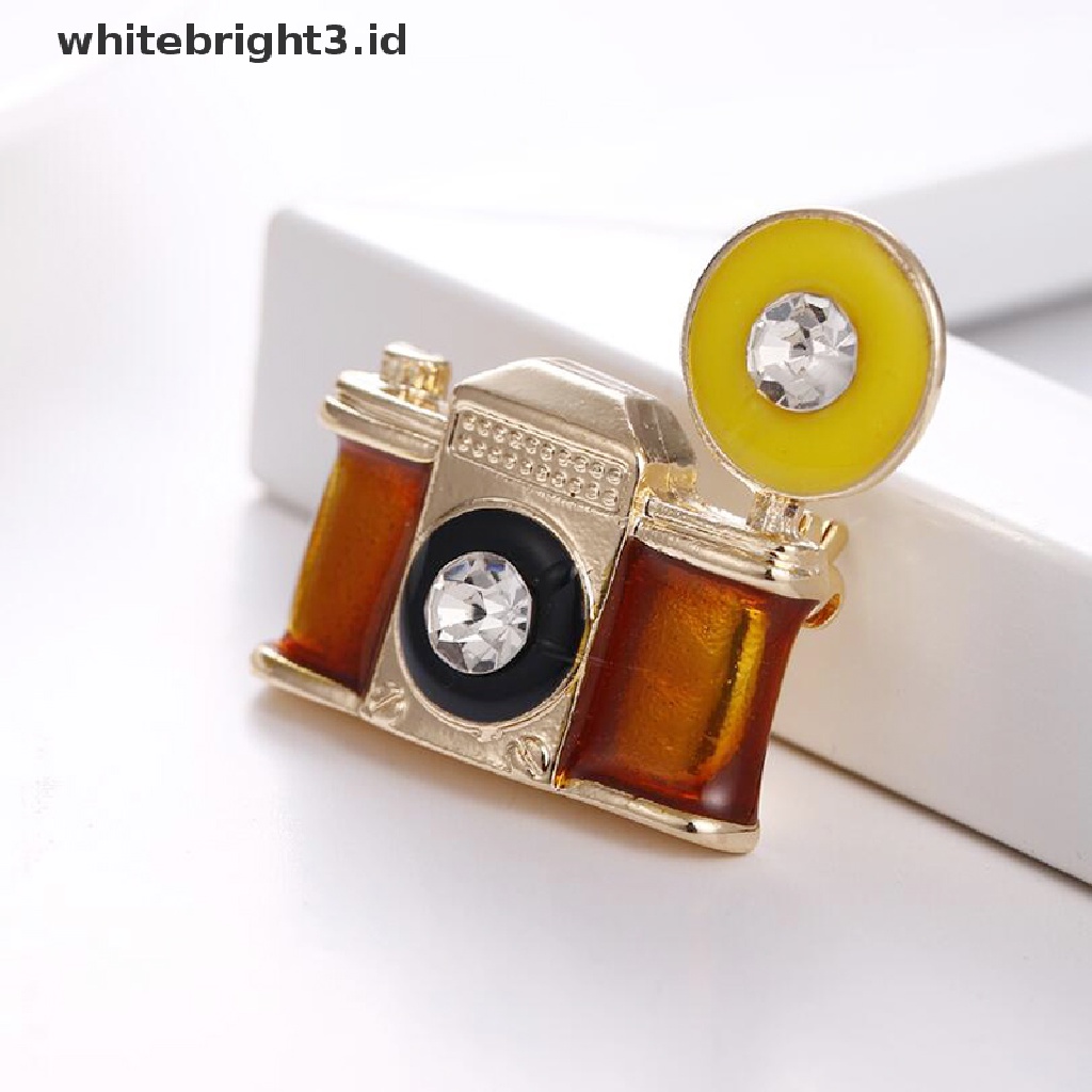 (whitebright3.id) Bros Pin Enamel Bentuk Kamera Mini Gaya Vintage Untuk Aksesoris Sweater / Syal / Hadiah