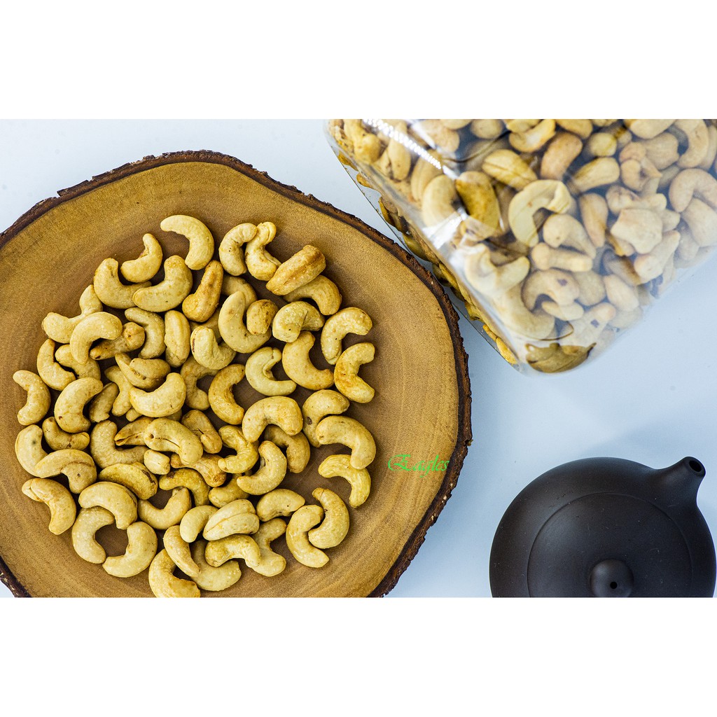 

KACANG MEDE MURAH METE MENTE YUSRIE SOLO 500g CASHEW NUT SNACKS CAMILAN CEMILAN MAKANAN RINGAN GURIH