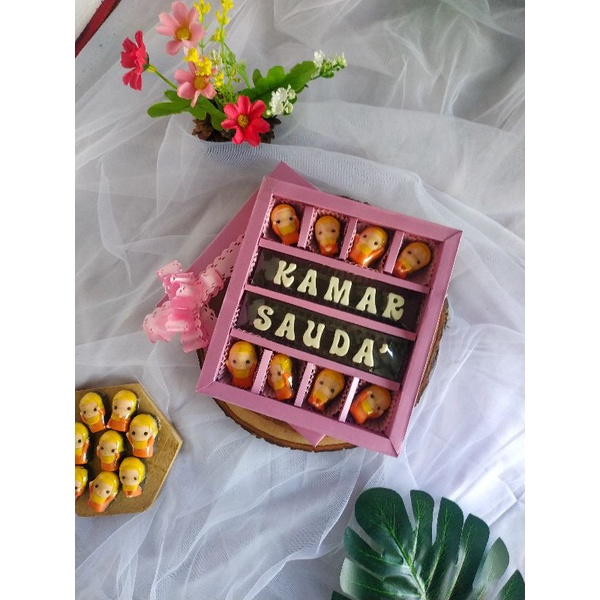 

Coklat Custome A2-16 | Kado Coklat | Hampers Coklat | Coklat Ucapan