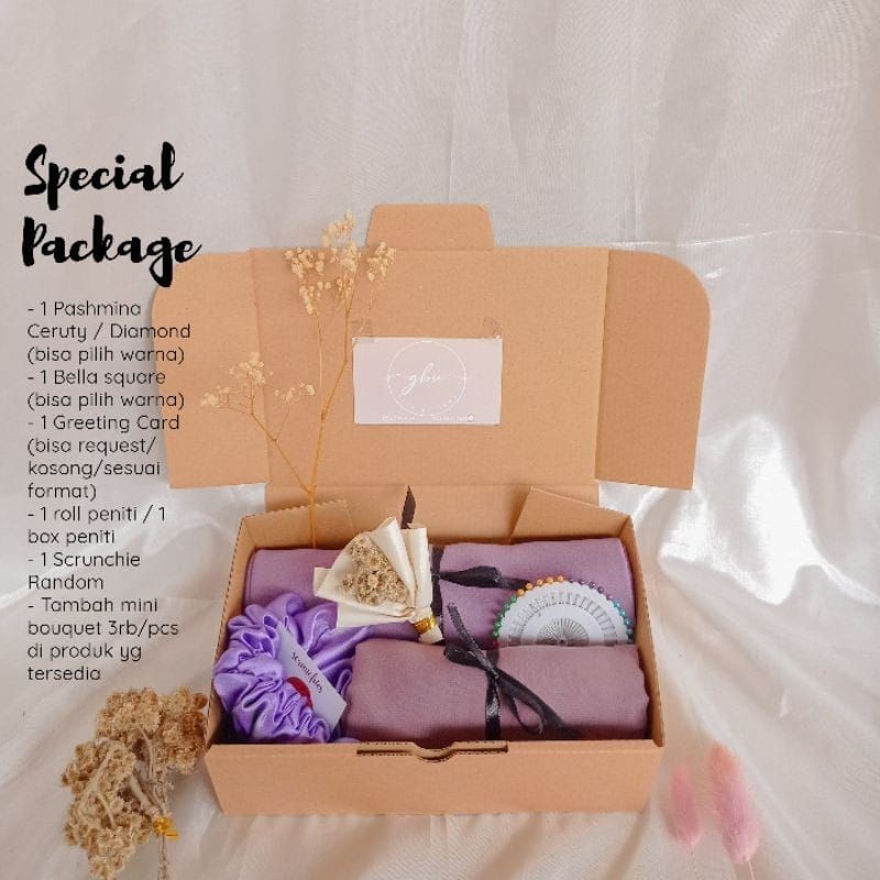 

Hampers/Gift box hijab