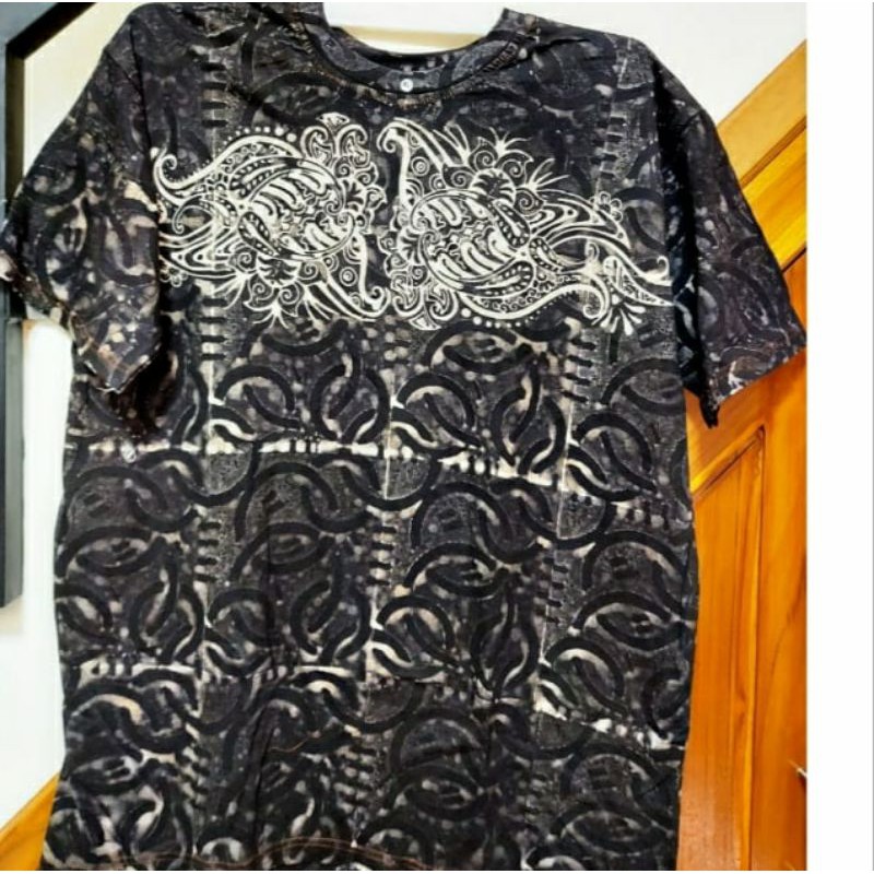 kaos motif Batik Cowok