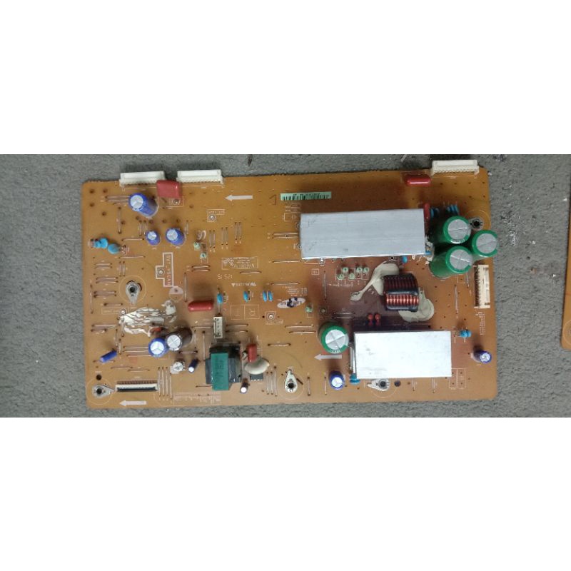 Y sus TV Plasma Samsung 43e400