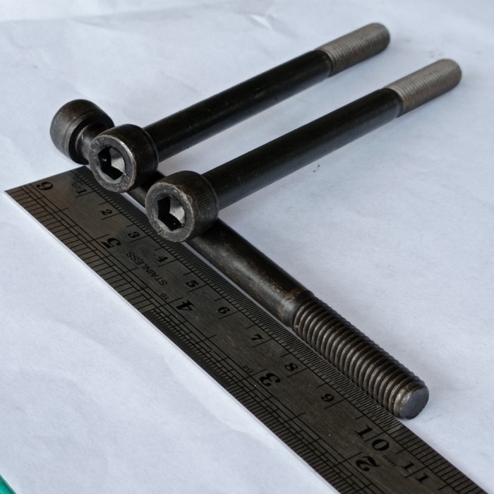 BAUT L M8X100 (10CM) BAJA / BAUT L BAJA M8 X 100 GRADE 12.9 / BAUT L BAJA M8 PANJANG 10 CM / BAUT L 