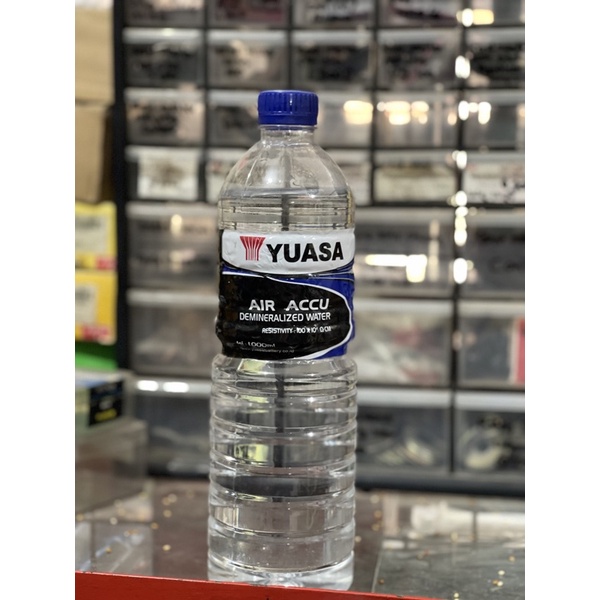 AIR AKI BIRU YUASA 1 Liter / AIR REFIL AKI