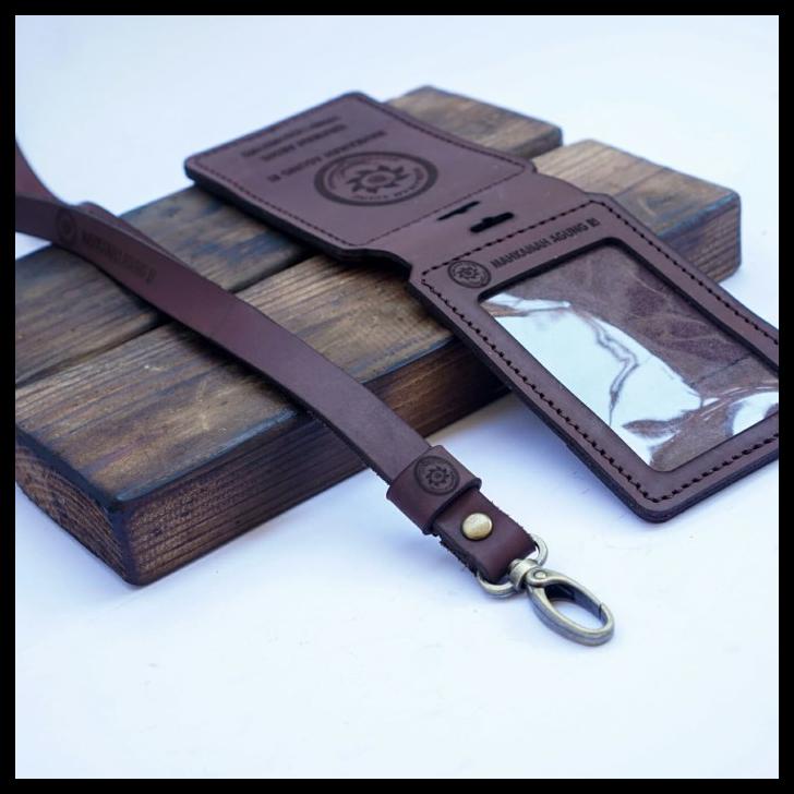 

BEST SELLER !!! ID CARD HOLDER KULIT MODEL LIPAT CUSTOM NAMA + INSTANSI NAME TAG KULIT TERLARIS