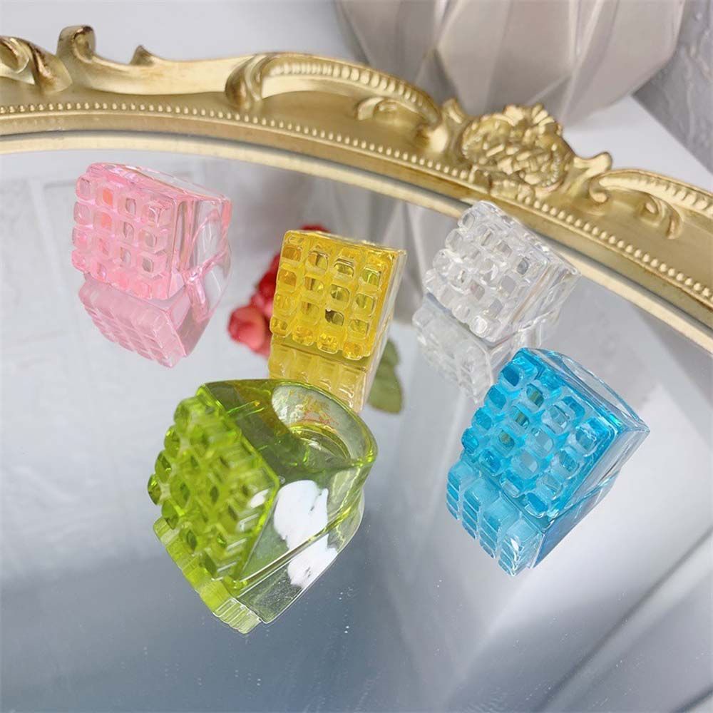 Needway  Cute Resin Ring Trendy Acrylic Transparent Finger Rings Korean Personality Funny Square Girls Lattice Fashion Jewelry/Multicolor