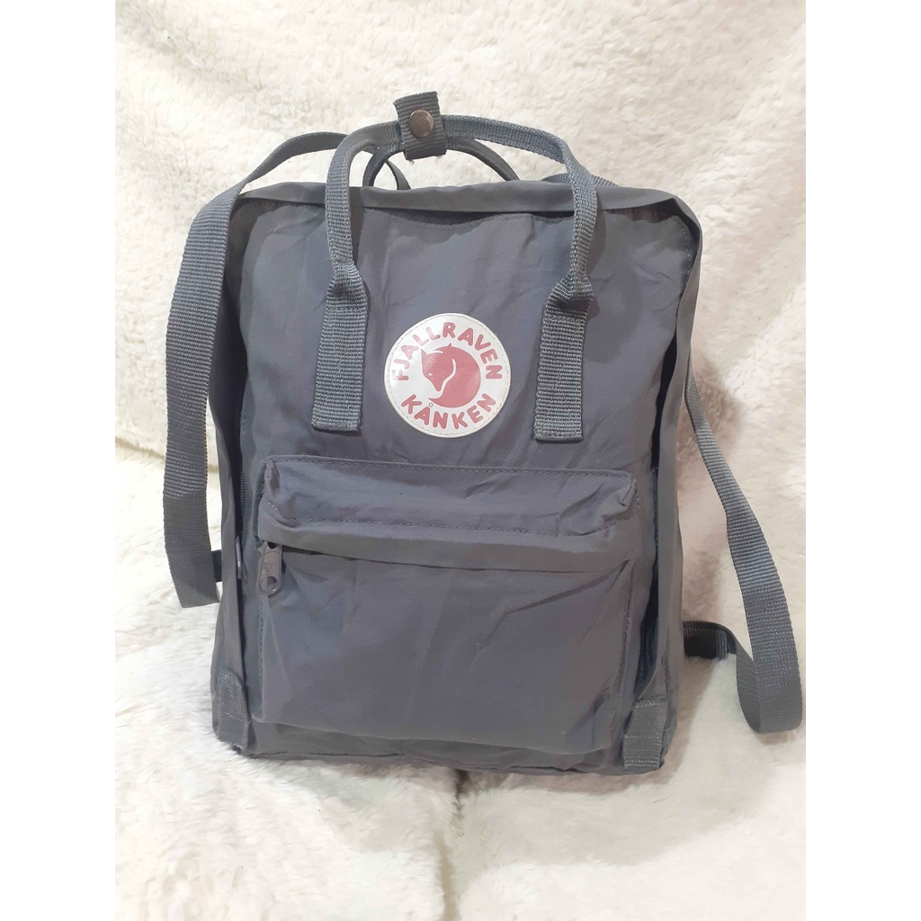 Tas Ransel Second / Preloved FJALLRAVEN KANKEN Abu 01 / Bekas