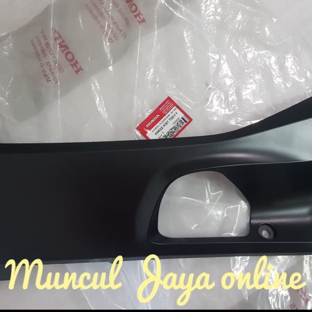 Cover L Floor Side Tebeng samping Kiri Hitam Doff  PCX 150 64432-K97-T00YY