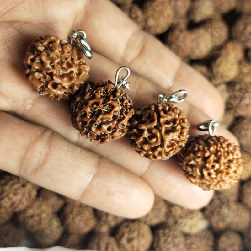 rudraksha mukhi 8