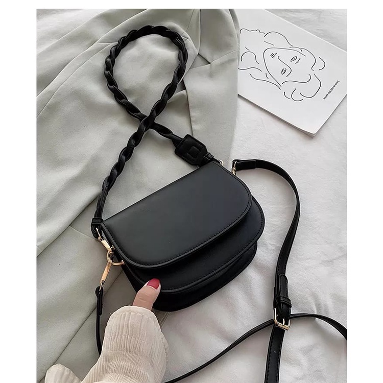 Tas Selempang Mini Wanita  Slingbag Mariana A