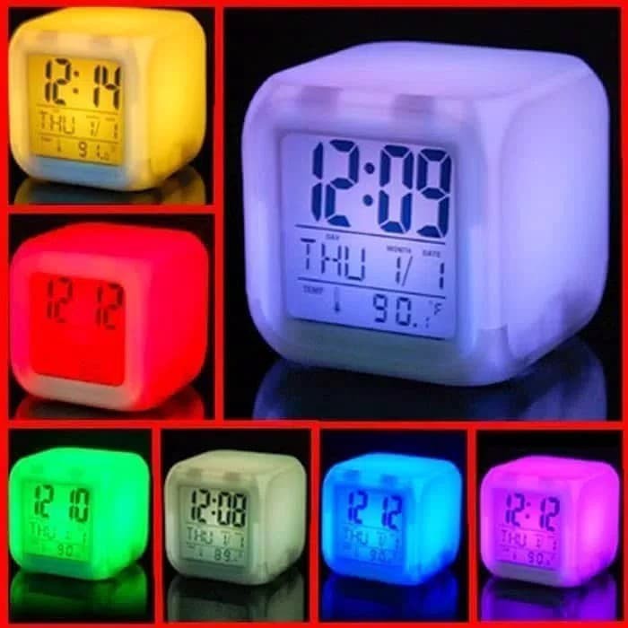 Jam weker Alarm Moody Clock Kubus Berubah 7 Warna Pengukur Suhu HHM117