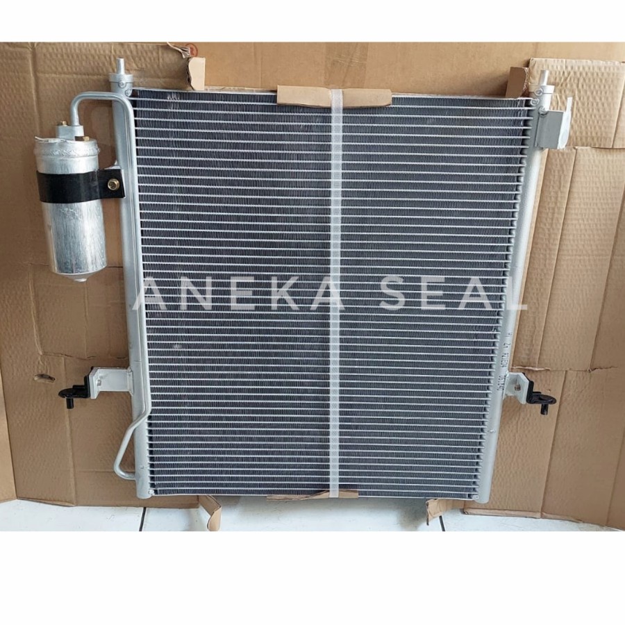 Condensor Kondensor AC Mobil Triton / Strada