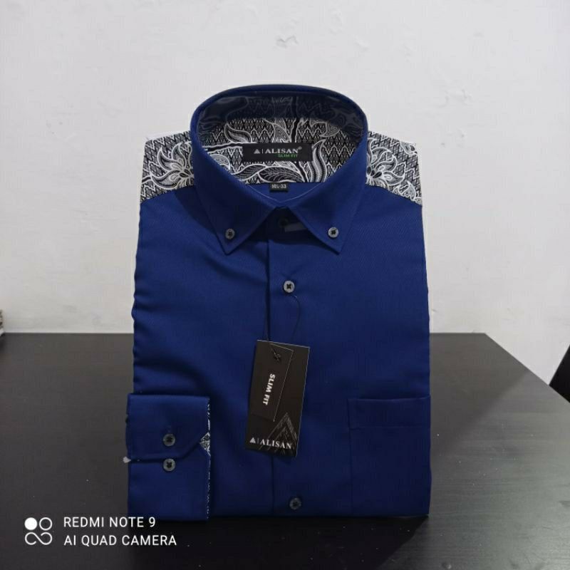 Kemeja Alisan Slim Fit Biru Kombinasi Batik Lengan  Panjang