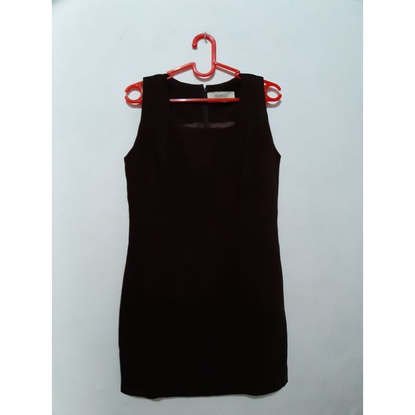 Dress warna coklat tua - preloved