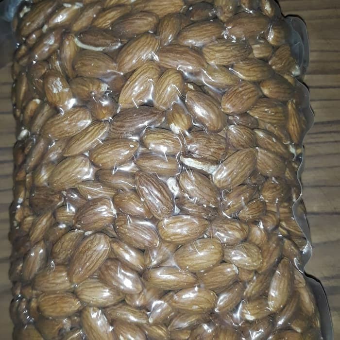 kacang almond mentah 1kg Raw Almond