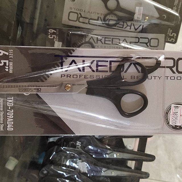 Takeda gunting penipis / gunting sasak ori