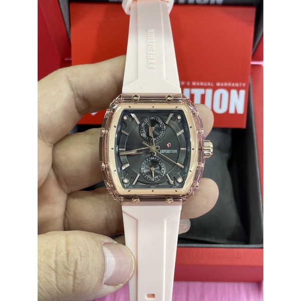 expedition e6814m merah wanita